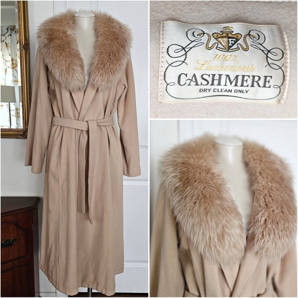 Vintage 100% Luxurious Cashmere Elegant  Cream Coat Robe, Detachable Fur Collar